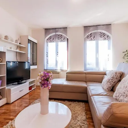 Brane דירה זאדאר